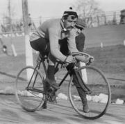 Bicycle racing around 1909