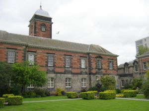 Dundee University