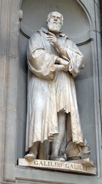 Statue outside the Uffizi, Florence