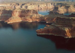 Lake Powell above Warm Creek Bay