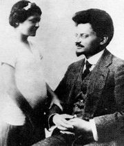 Leon Trotsky with his daughter Nina in France, 1915