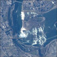 Niagara Falls from space, April 2001