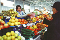 Families receive money for fresh fruit and vegetables during their stay at the SOS Social Centre